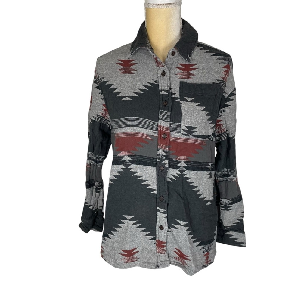 Mountain and Isles Shirt Shacket Womens Gray Chamois Flannel Aztec Print Small